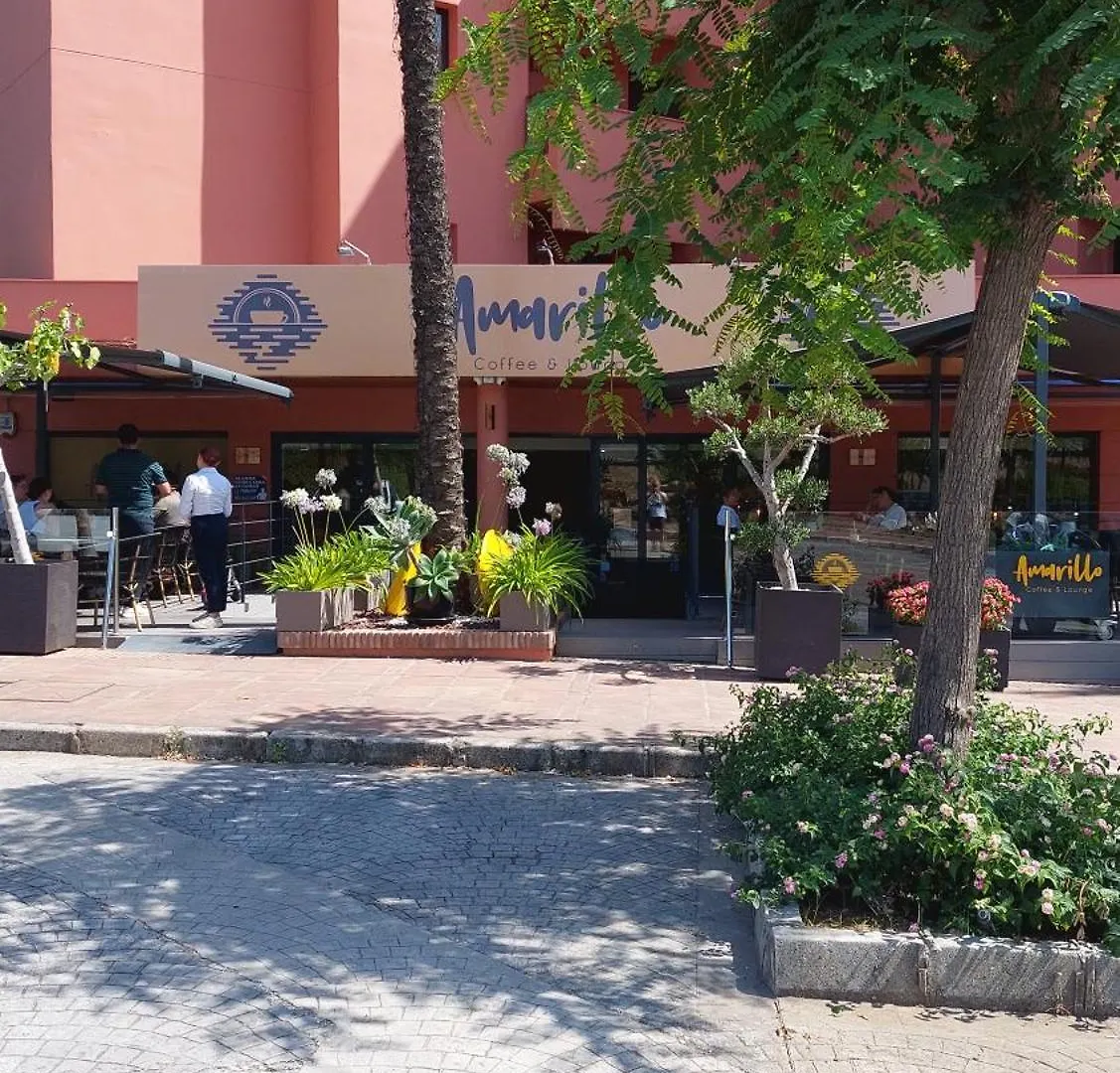 Apartment Las Salinas Estepona 0*,  Spain